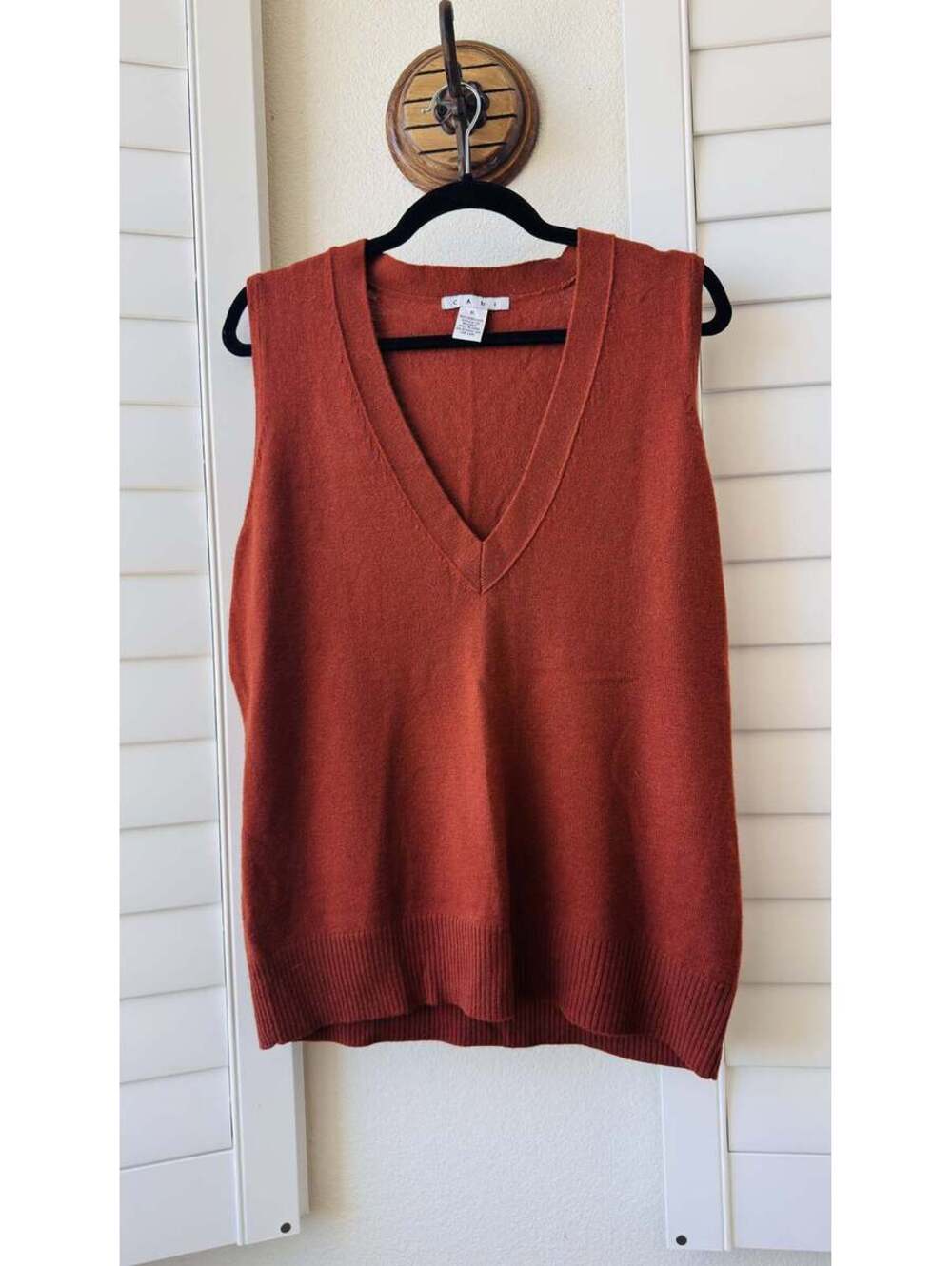 Cabi Rust Orange 100% Lamb's Wool V-Neck Vest - Size XL